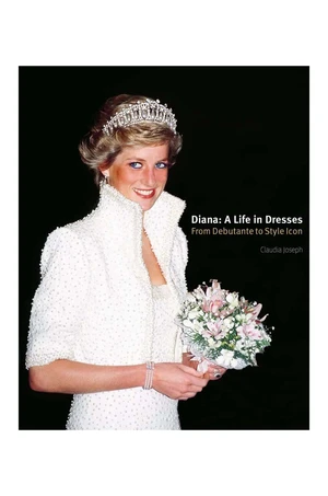 Kniha home & lifestyle Diana: A Life in Dresses by Claudia Joseph, English