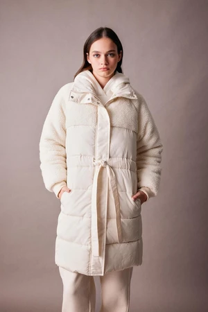 DEFACTO Oversize Wide Cut Faux Für Detailed Quilted Puffer Coat Parka