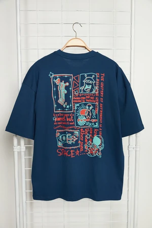 Trendyol Navy Blue Oversize/Wide Cut 100% Back Printed Short Sleeve T-Shirt