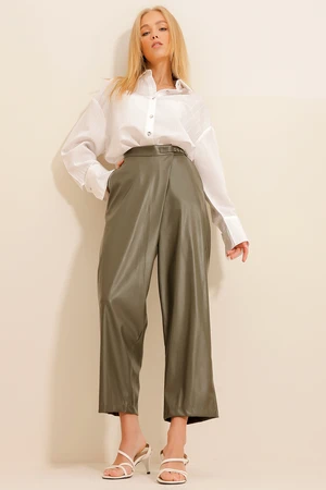 Trend Alaçatı Stili Women's Khaki Double Pocket Belt Detail Leather Trousers