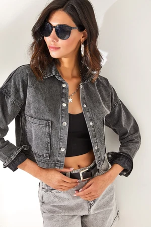 Olalook Women's Black Double Pocket Crop Denim Jacket