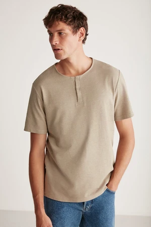 GRIMELANGE Harry Men&#39;s Collar Special Structured Textured Thick Fabric 100% Cotton Khaki T-shirt