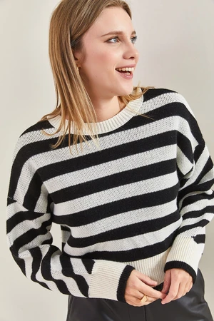 Bianco Lucci Women's Striped Knitwear Sweater