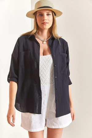 Bianco Lucci Women's Double Pocket Oversize Linen Shirt