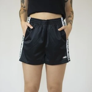 Tarin Shorts - High Waist