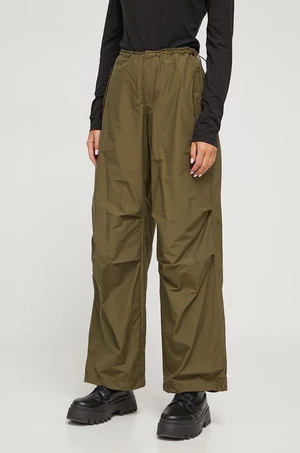 Kalhoty Tommy Jeans dámské, zelená barva, široké, medium waist, DW0DW16387