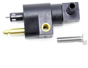 Quicksilver 15781A9 Conector combustibil