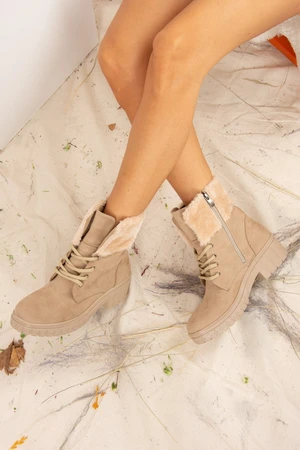 Fox Shoes Women's Beige Suede Boots