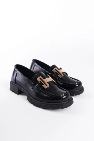 Capone Outfitters Trak Sole Metal Buckle Women's Loafer