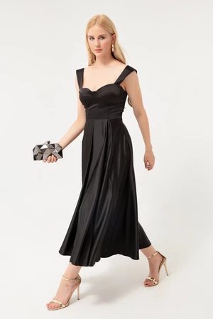 Čierne saténové večerné šaty Lafaba pre ženy, bez ramienok, s rozšíreným strihom a midi dĺžkou.