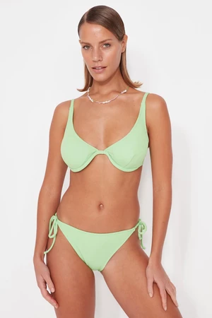 Trendyol Green Underwire Inverted V Underwire Towel Bikini Top