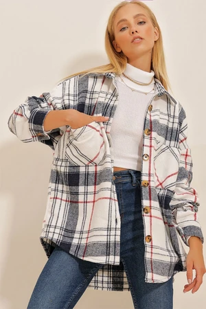 Trend Alaçatı Stili Women's Navy Blue-Striped Checked Patterned Stamped Cotton Oversized Safari Jacket Shirt