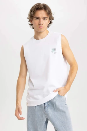 DEFACTO Regular Fit Basic Crew Neck Short Sleeve Undershirt