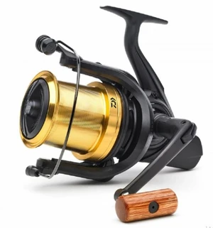 Daiwa naviják 23 Emblem 45 SCW QD-OT