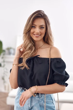 Short blouse with a ruffle neckline in black