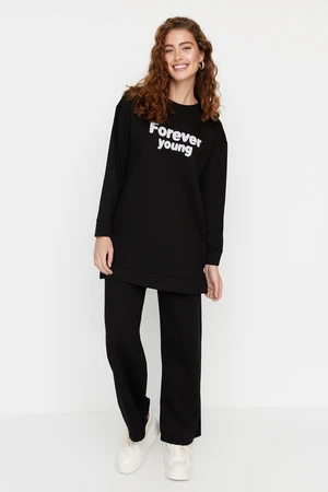 Trendyol Black Slogan Printed Knitted Tracksuit Set with Soft Pile Inside