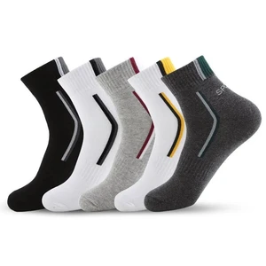 5 Pairs Of high Quality Autumn And Winter Men's Mid-tube Socks Sports Wild Fashion Sweat-absorbing Breathable Warm Sports Socks