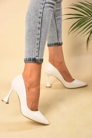 Dámské boty Shoeberry Lio White Skin Classic na podpatku Stiletto