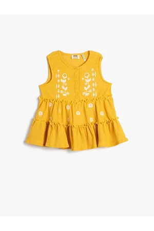 Koton Sleeveless T-Shirt with Embroidered Flowers and Ruffles in a loose fit.