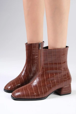 Mio Gusto Alexia Brown Crocodile Patterned Thin Fur Lined Flat Toe Women's Heeled Boots