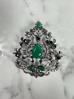 Brooch XZ459-191 Silver + Green