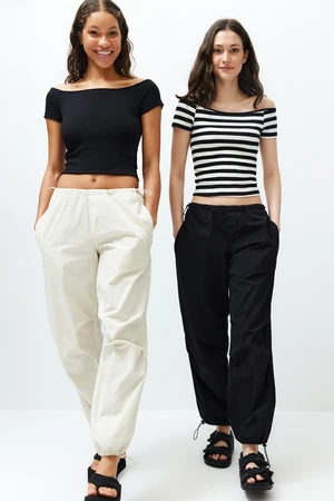 Trendyol 2-Pack Black And White Striped-Black Plain Carmen Collar Crop Stretchy Knitted Blouse