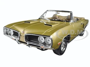 1970 Dodge Coronet R/T Gold 1/18 Diecast Model Car by Road Signature