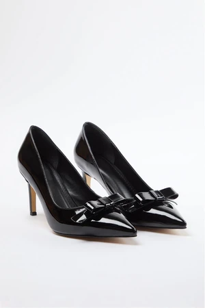 Trendyol Black Bowknot Patent Leather Women's Classic Thin Heel Shoes