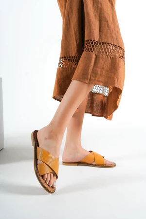 Capone Outfitters Mules - Brown - Flat