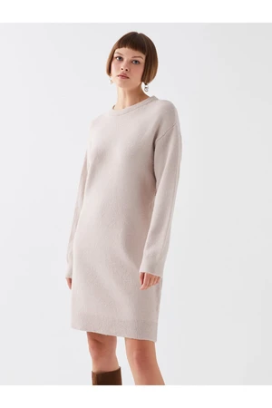 LC Waikiki Women's Knitwear Dress with a Crew Neck and Long Sleeves Straight