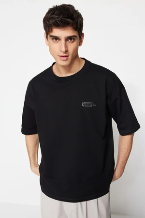 Trendyol Black Men's Oversized 100% Cotton Crew Neck Minimalist T-Shirt with Text Print.