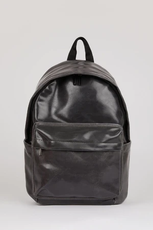 DEFACTO Men's Faux Leather Backpack