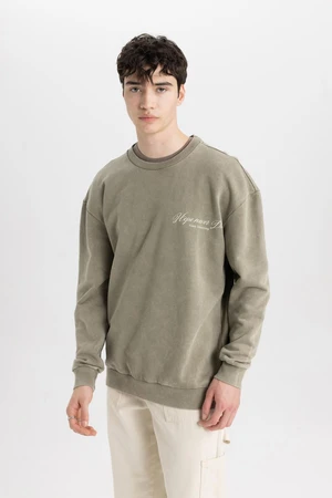 DEFACTO Comfort Fit Crew Neck Back Printed Sweatshirt