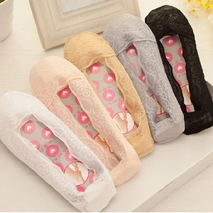 Women's Socks New Sexy Charm Lace Lace Silicone Anti Drop Heel Invisible Simple Solid Color Ankle Socks Woman Y108