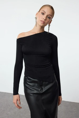 Trendyol Black Asymmetrical Hem Detailed Knitted Blouse