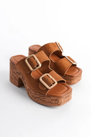 Capone Outfitters Women's Cork Platform Sold Double Strap Buckle Slippers