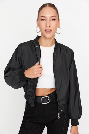 Trendyol Black oversize tričko detailný nepremokavý bomber bundový kabát