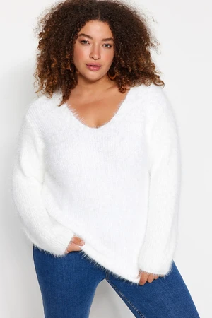 Trendyol Curve Ecru Knitwear Sweater