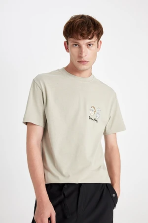 DEFACTO Rick And Morty Regular Fit Crew Neck Short Sleeve T-Shirt