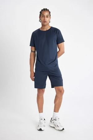 DEFACTO Fit Men's Navy Blue Slim Fit Slim Cut Sports Short Leg Shorts