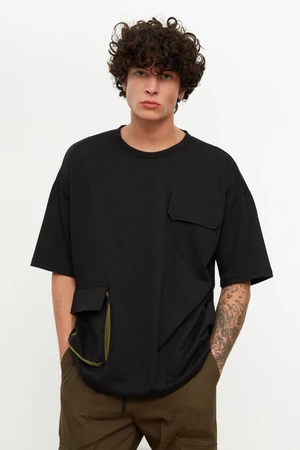 Trendyol Black Men's Oversize/Wide Cut, Short Sleeved Crew Neck T-Shirt with Pockets, Bellows