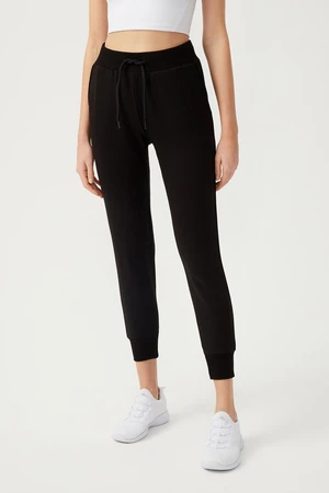 LOS OJOS Women's Black Jogger