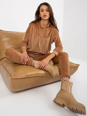 Velour set with soft camel trousers