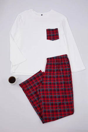 Trendyol Curve White Plaid Tshirt-Pants Knitted Pajama Set