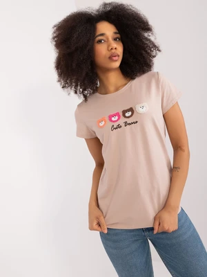 Beige T-shirt with BASIC FEEL GOOD patches