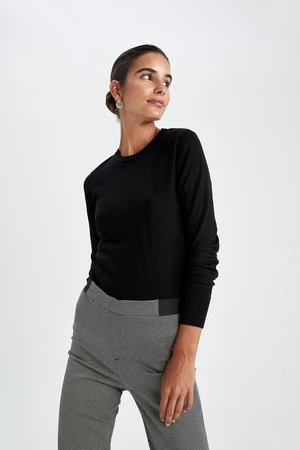 DEFACTO Basic Crew Neck Extra Soft Cashmere Textured Basic Sweater