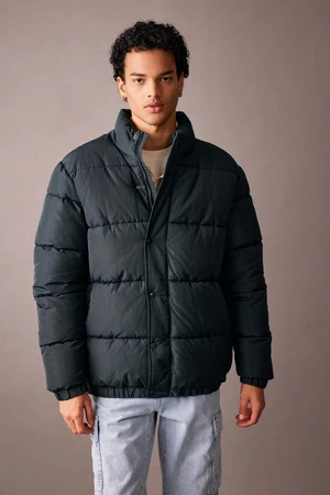 DEFACTO Regular Fit Recycled Filling Puffer Jacket