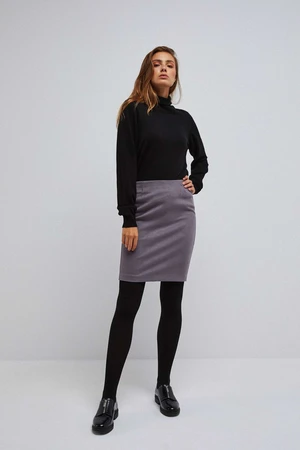 Pencil skirt with shiny thread