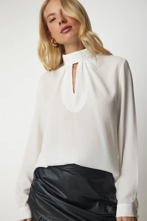 Happiness İstanbul Women's White Window Detail Flowy Crepe Blouse