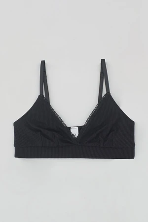 Dagi Double-breasted Black, Lace Detail, Capsule, Wireless Bra.